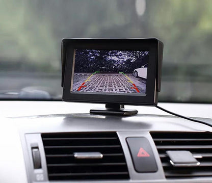 4,3 colio LCD ekranas