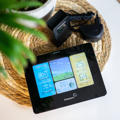 Meteorologinė stotis RCC – Elektroninė, bevielė, jutiklinė, juoda