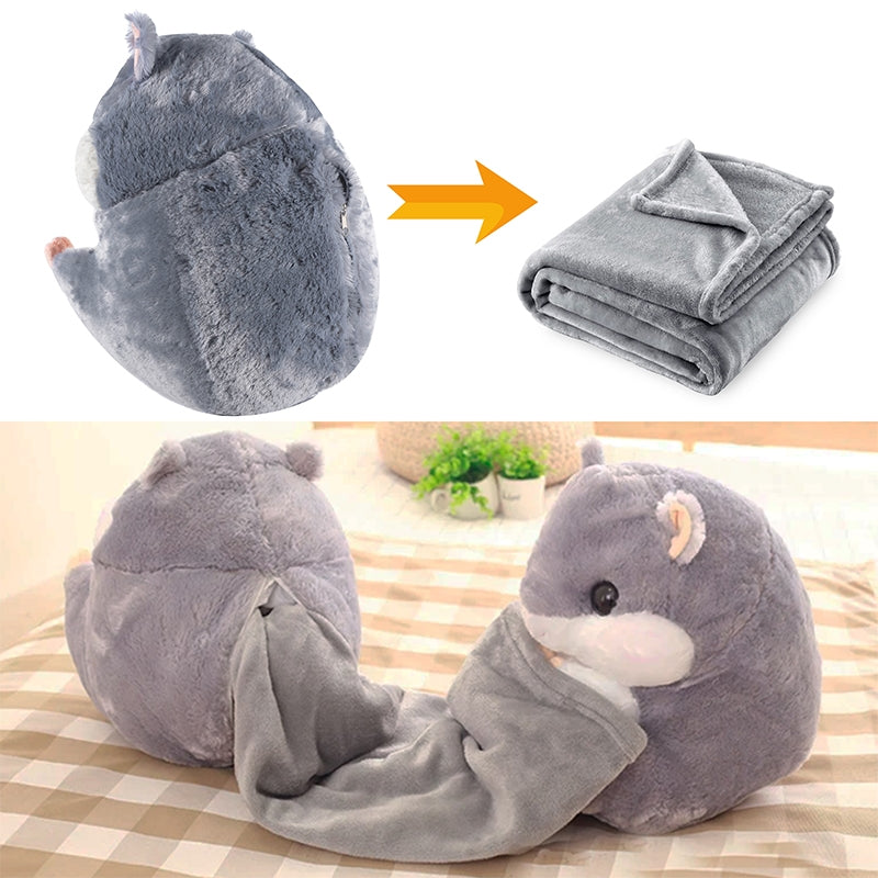 Minkštas pliušinis žiūrkėnas–pagalvėlė su paslėptu pledu