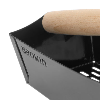 Uogų rinkimo įrankis Juodas